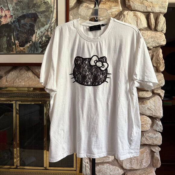 Hello kitty x Forever 21 50th anniversary lace graphic tee  xxl - Picture 1 of 10